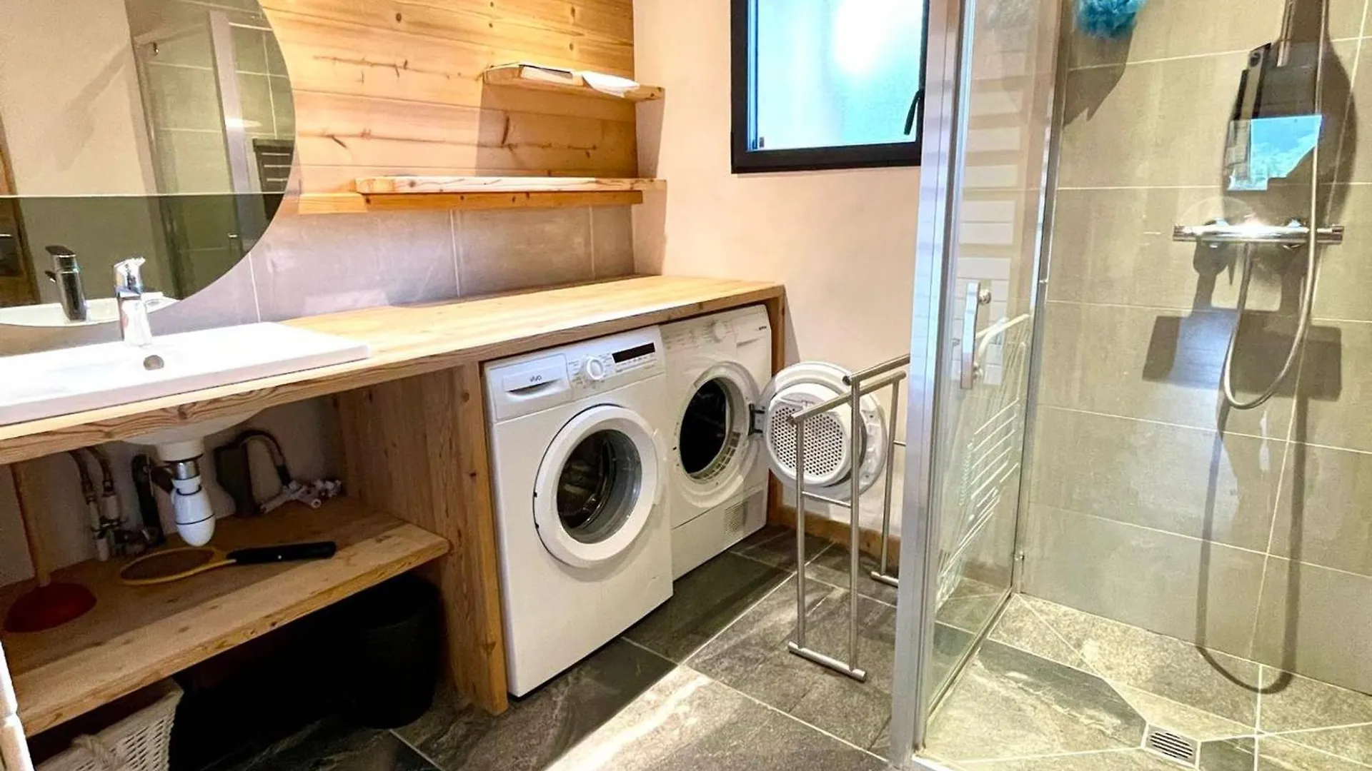 Appartement De Charme Avec Grande Terrasse Et Vue Degagee - Fr-1-505-35 노르트 담 드 벨레콤 0*, 노르트 담 드 벨레콤 프랑스
